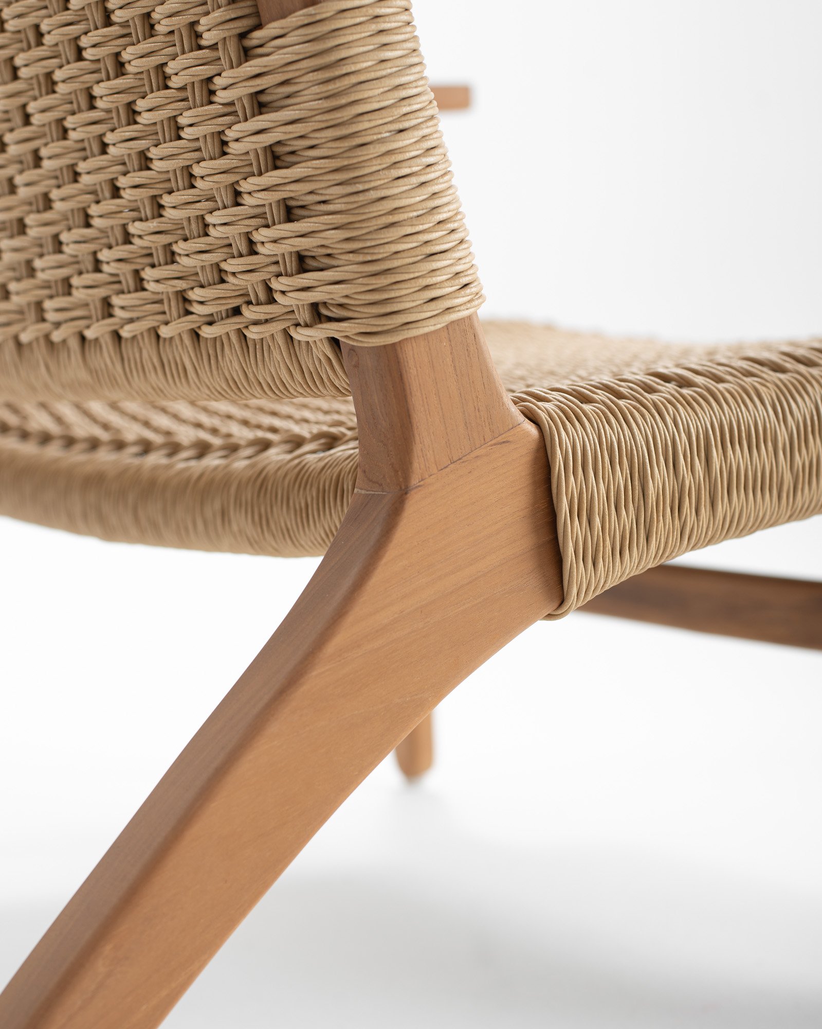 Wea Lounge Chair Thumbnail